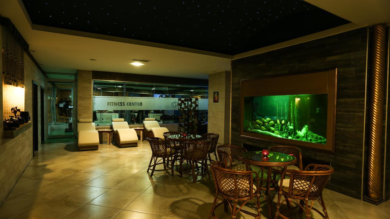 Sivas Bueyuek Hotel Exterior foto
