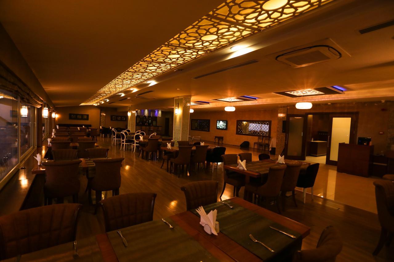 Sivas Bueyuek Hotel Exterior foto